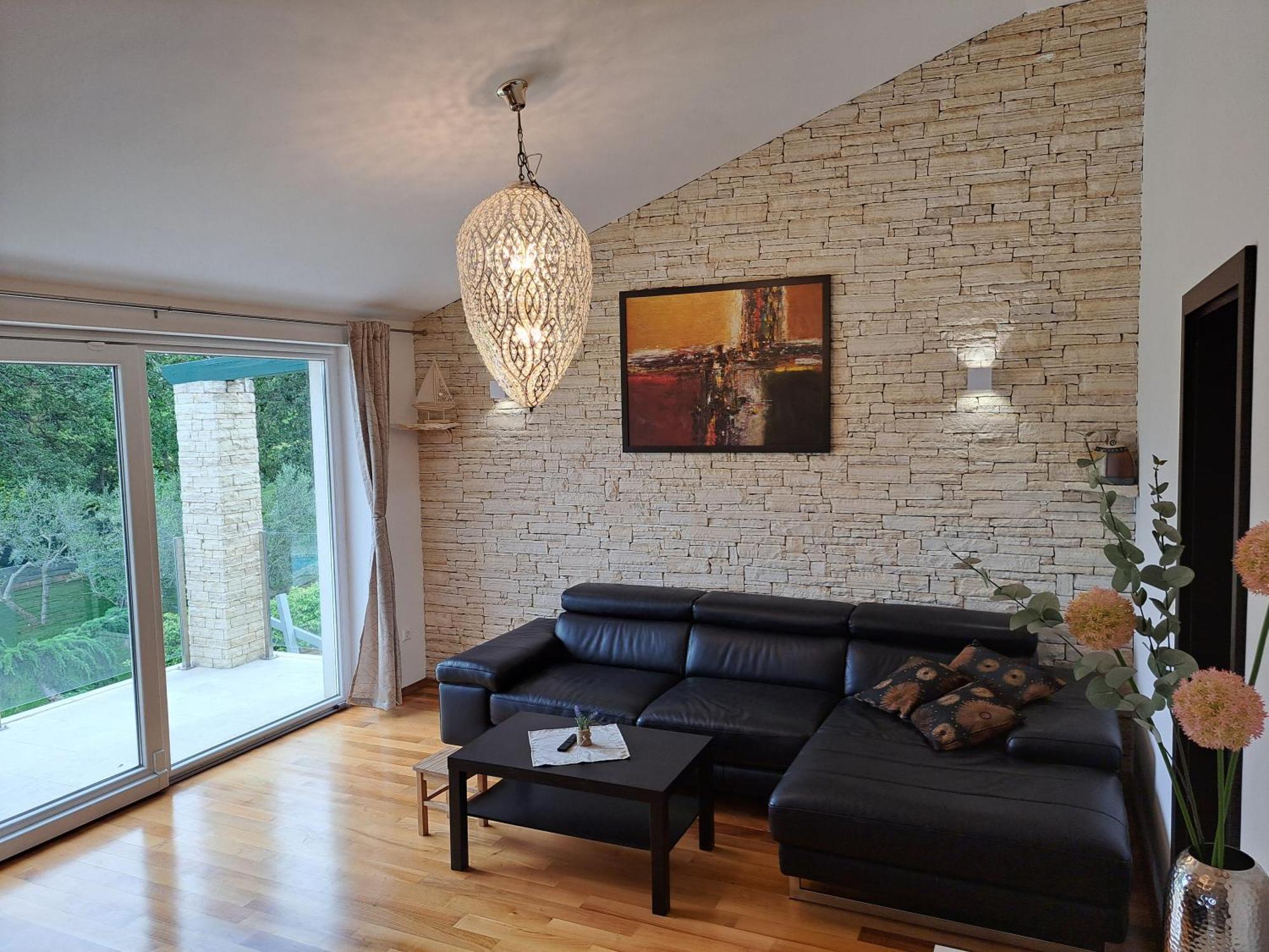 Apartments Villa Sotlar With Pool Umag Eksteriør bilde